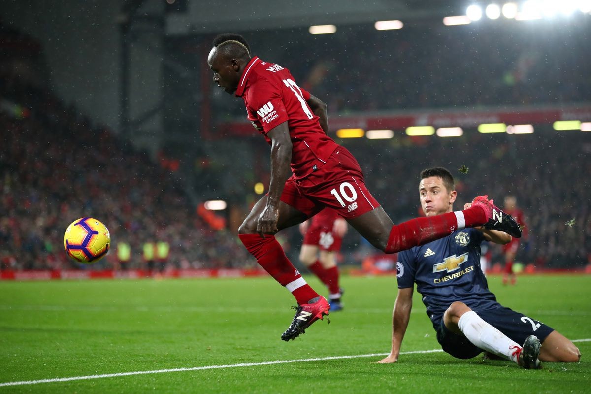 Soi kèo, tỷ lệ cược Liverpool vs M.U: Chủ nhà đại thắng? - Ảnh 1.