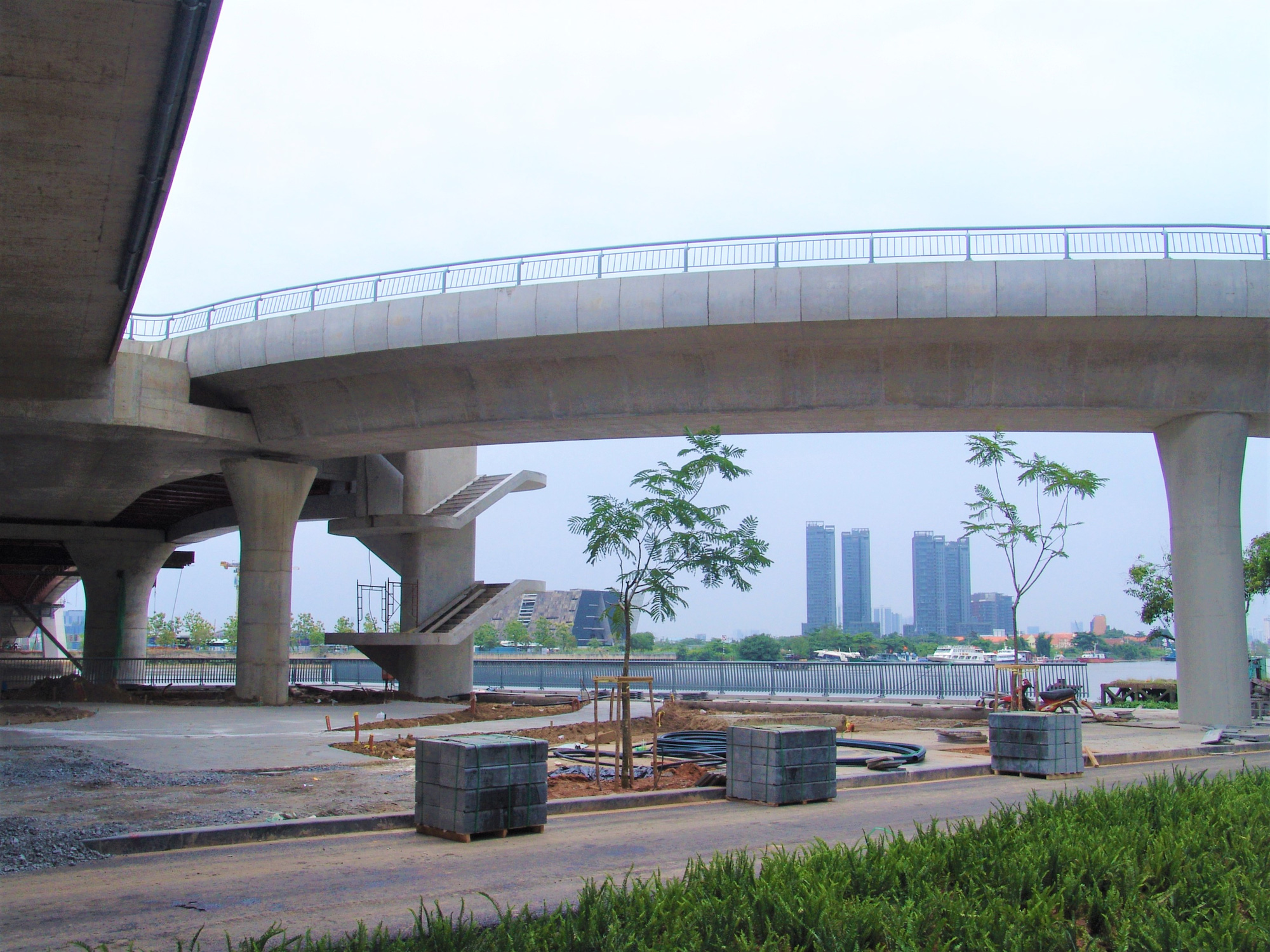 Cận cảnh cầu Thủ Thiêm 2 trước thềm ngày thông xe 30/4 - Ảnh 5.