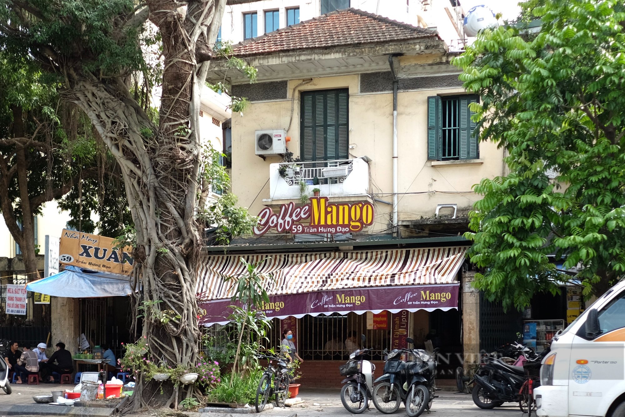 Cận cảnh những biệt thự Pháp cổ được bán ở Hà Nội - Ảnh 11.