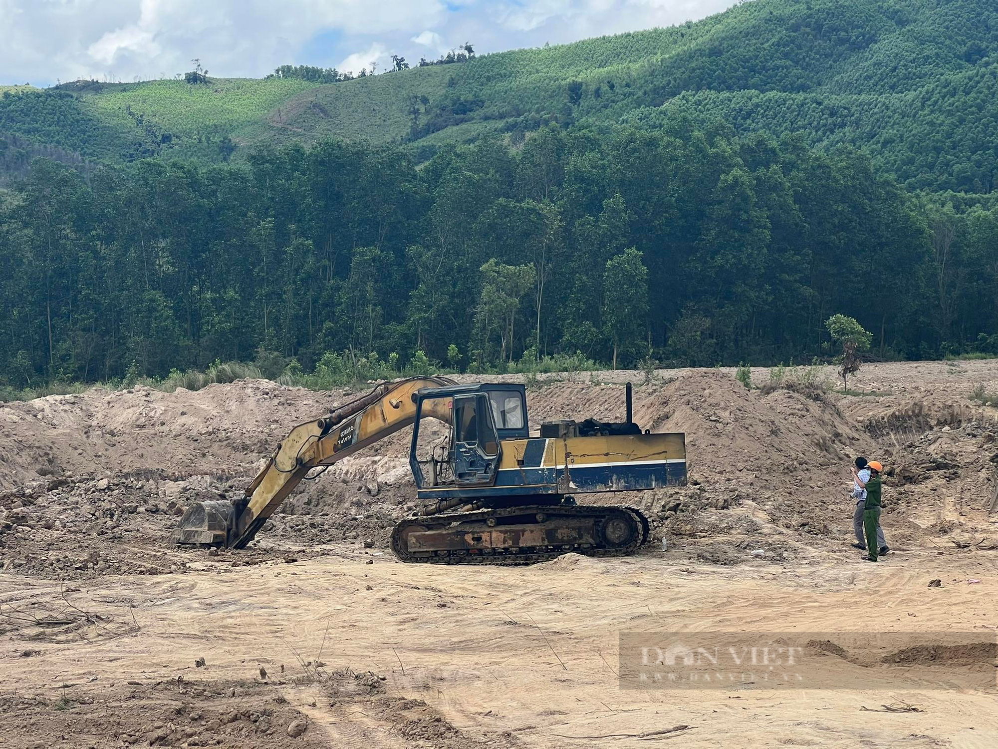 Dân lấn chiếm 50ha đất rừng, nhiều nhiệm kỳ lãnh đạo chưa “xử” xong, “lọt tầm ngắm” thanh tra - Ảnh 4.