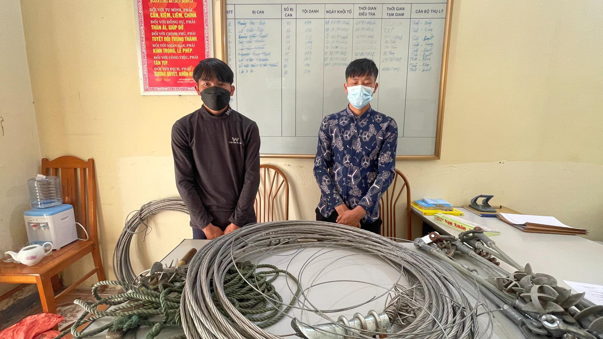 Sơn La: Tóm gọn 2 đối tượng trộm cắp tài sản - Ảnh 1.