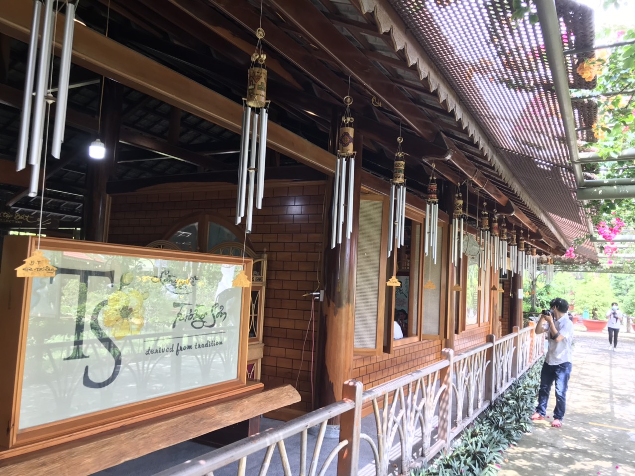 Nha Trang: Công bố các sản phẩm chế tác trong đại dịch Covid-19 - Ảnh 3. Nha Trang: Công bố các sản phẩm chế tác trong đại dịch Covid-19 - Ảnh 3.