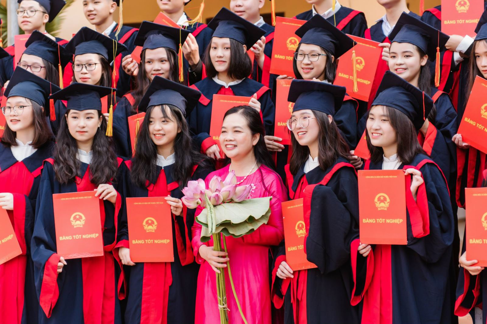Thi vào lớp 10: Giáo viên &quot;tiết lộ&quot; cấu trúc đề môn Văn những năm gần đây, học sinh tránh chủ quan - Ảnh 1.