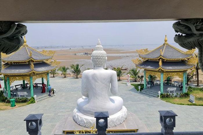 Ngôi chùa có kiến trúc độc đáo ở Thanh Hóa - Ảnh 10.