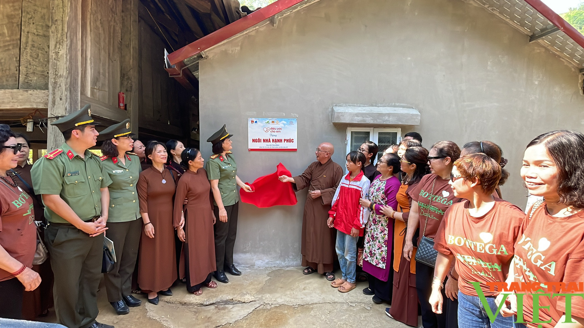 Sơn La: Bàn giao “ngôi nhà hạnh phúc” trẻ em nghèo nơi biên viễn - Ảnh 1. Sơn La: Bàn giao “ngôi nhà hạnh phúc” trẻ em nghèo nơi biên viễn - Ảnh 1.