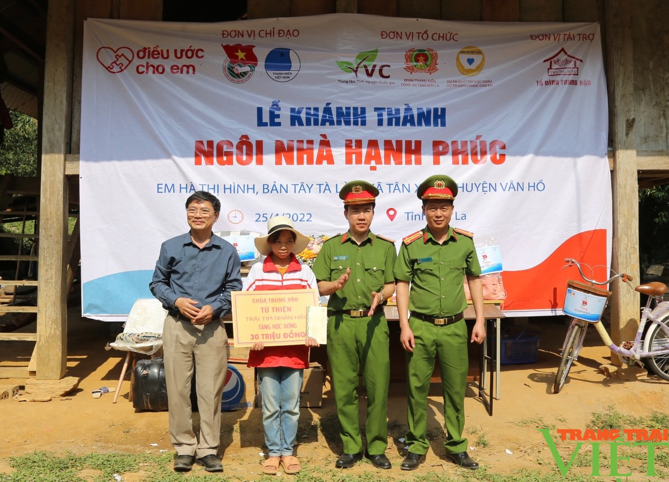 Sơn La: Bàn giao “ngôi nhà hạnh phúc” trẻ em nghèo nơi biên viễn - Ảnh 3. Sơn La: Bàn giao “ngôi nhà hạnh phúc” trẻ em nghèo nơi biên viễn - Ảnh 3.