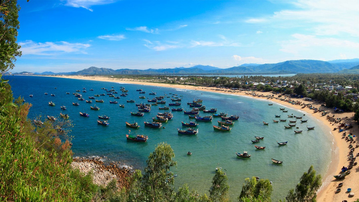 Thành phố nào ở nước ta sở hữu 3 vịnh biển tuyệt đẹp? - Ảnh 5.