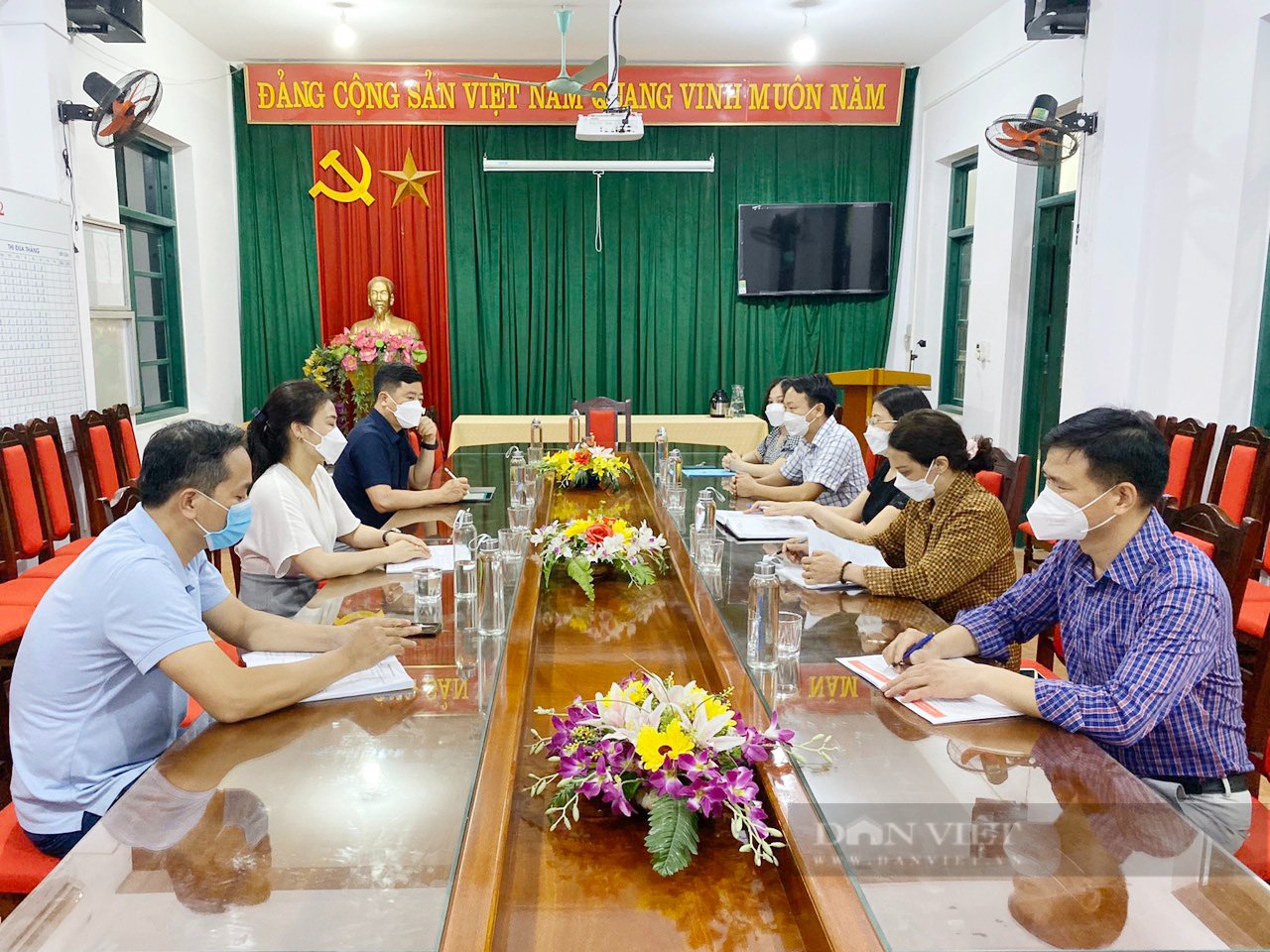 Phòng GDĐT Sóc Sơn họp &quot;khẩn&quot; vụ học sinh viết đơn không thi vào lớp 10: &quot;Không có chuyện bắt ép&quot; - Ảnh 1.