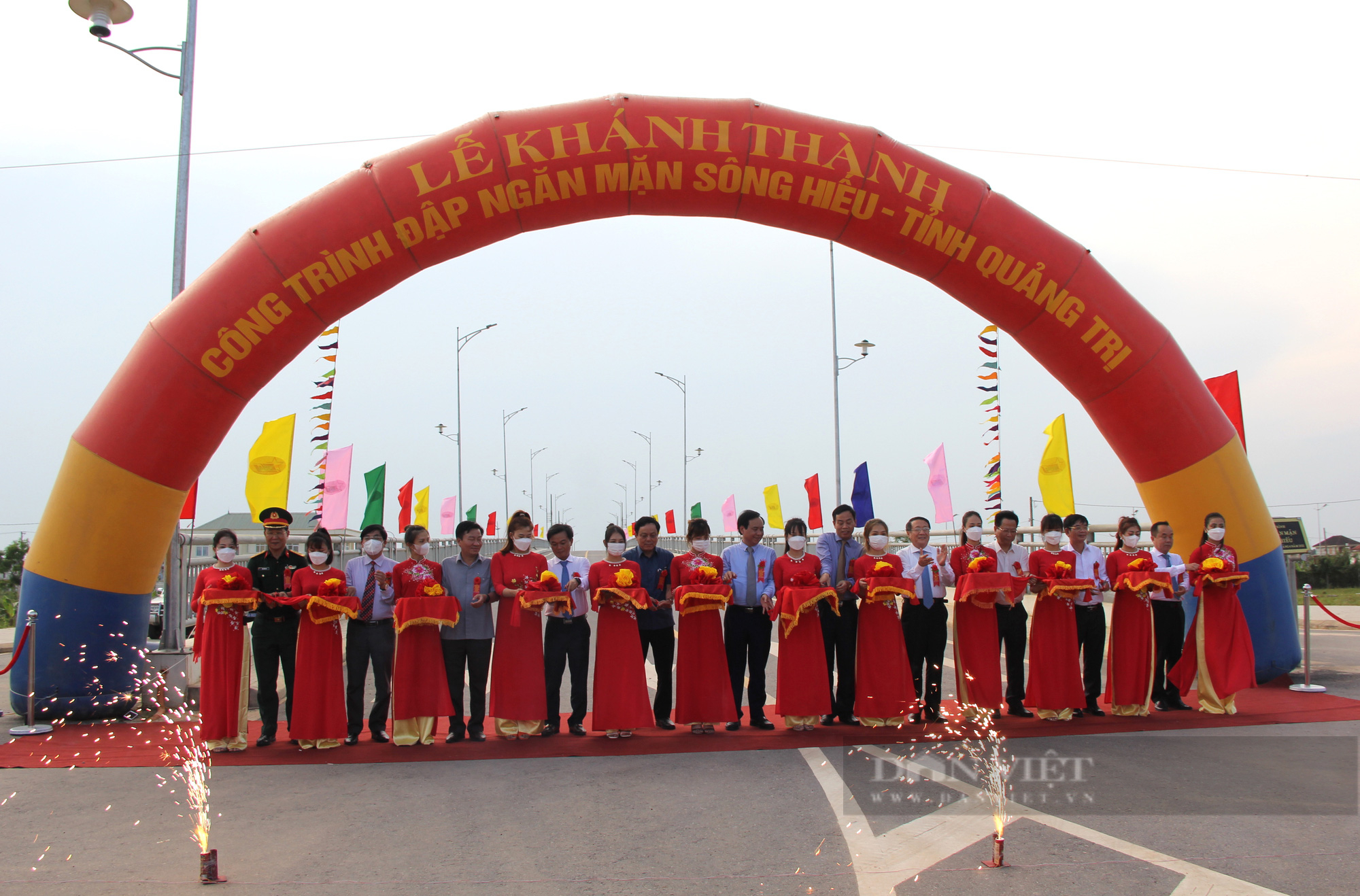 Quảng Trị: Khánh thành dự án đập ngăn mặn sông Hiếu 442 tỷ đồng - Ảnh 1.