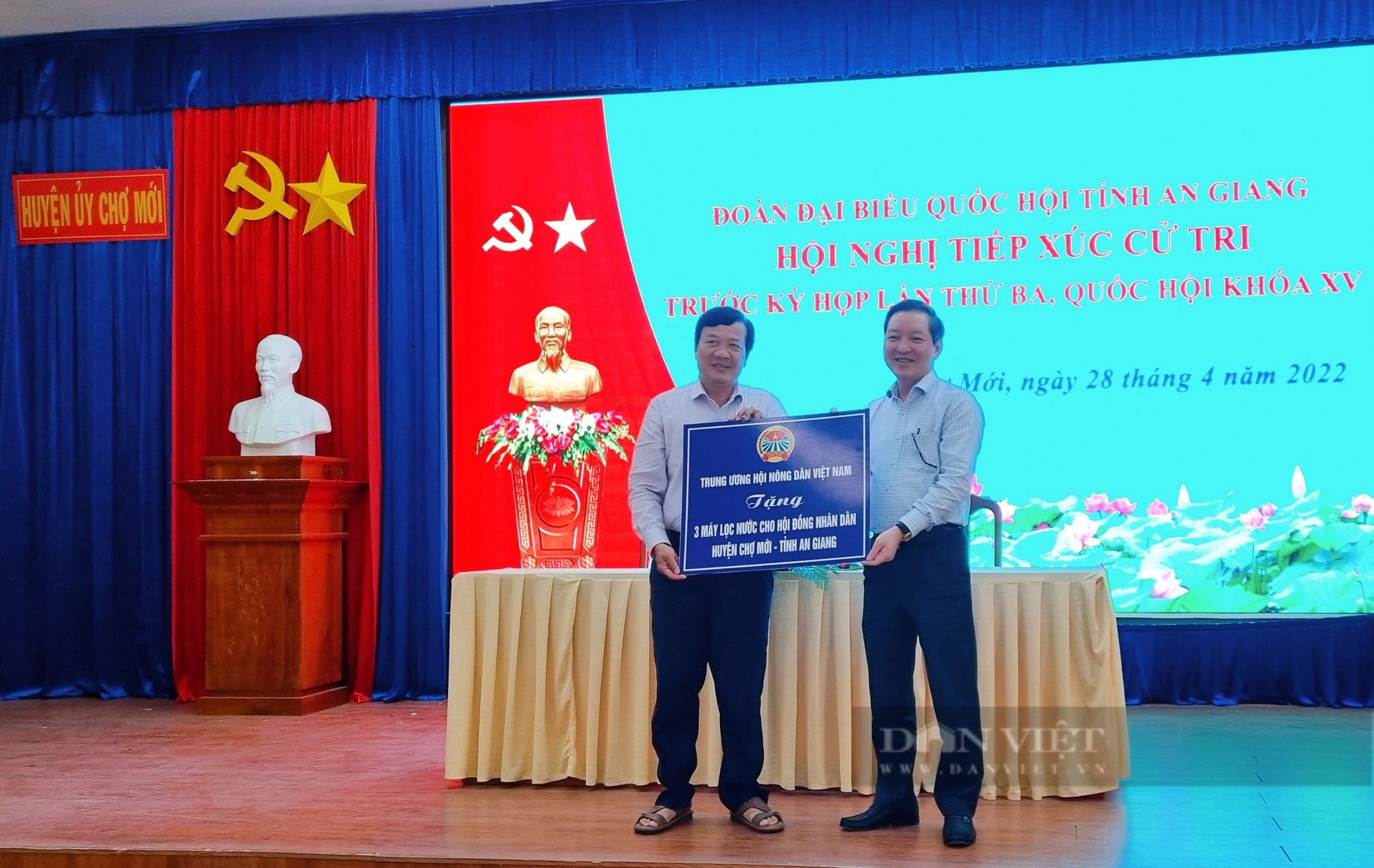 Chủ tịch Hội NDVN Lương Quốc Đoàn trả lời cử tri huyện Chợ Mới, tỉnh An Giang về giống cây trồng, vật nuôi- Ảnh 3.