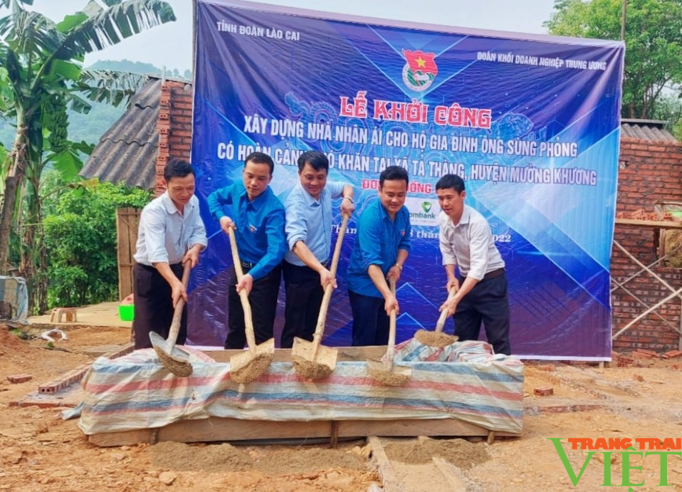 Lào Cai: Khởi công xây dựng &quot;Nhà nhân ái&quot; cho thanh niên có hoàn cảnh khó khăn  - Ảnh 1.