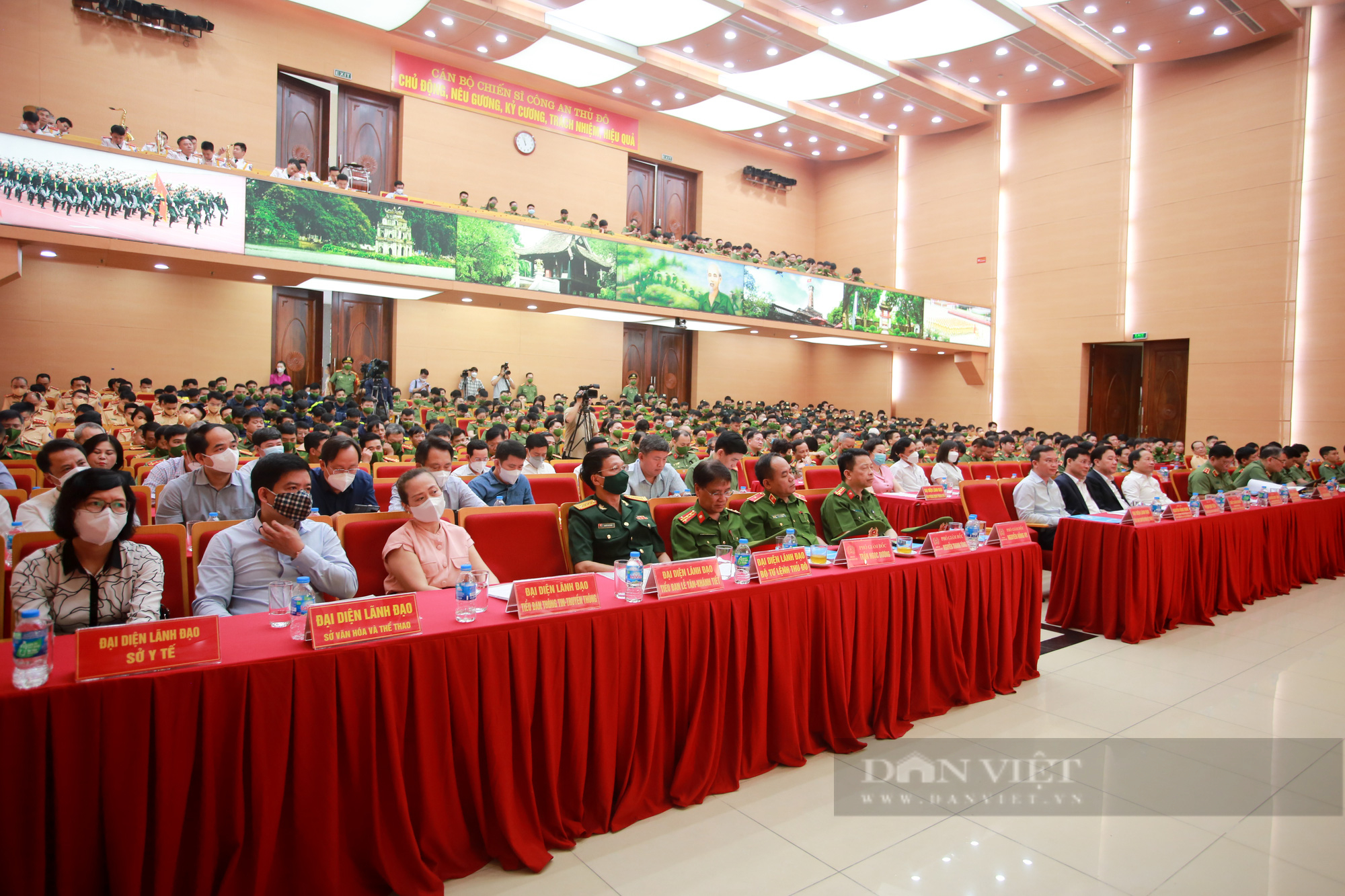 Lực lượng công an TP. Hà Nội ra quân bảo đảm tuyệt đối an toàn Sea Games 31 - Ảnh 1.