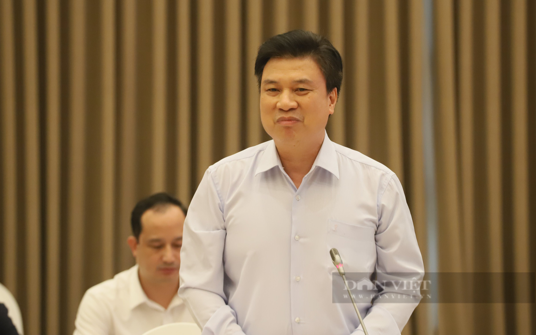 Thứ trưởng Bộ Giáo dục nói gì về việc &quot;ép học sinh lớp 9 không thi vào lớp 10&quot;? - Ảnh 1.