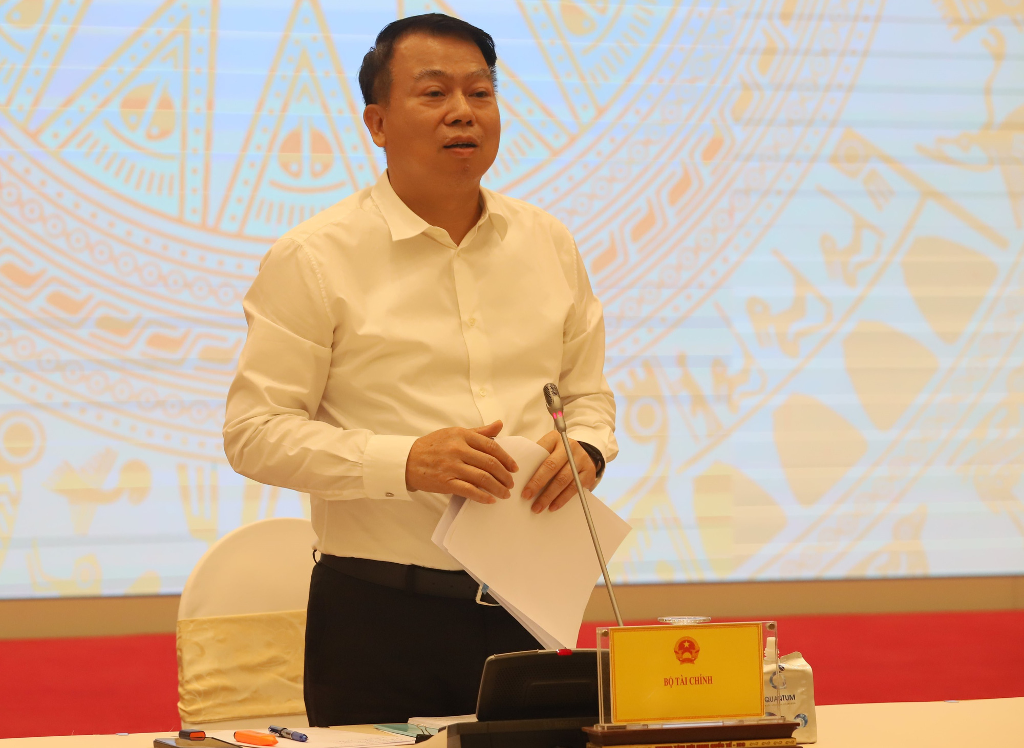 Bộ Tài chính nói gì về vi phạm pháp luật tại thị trường chứng khoán của FLC, Tân Hoàng Minh? - Ảnh 1.