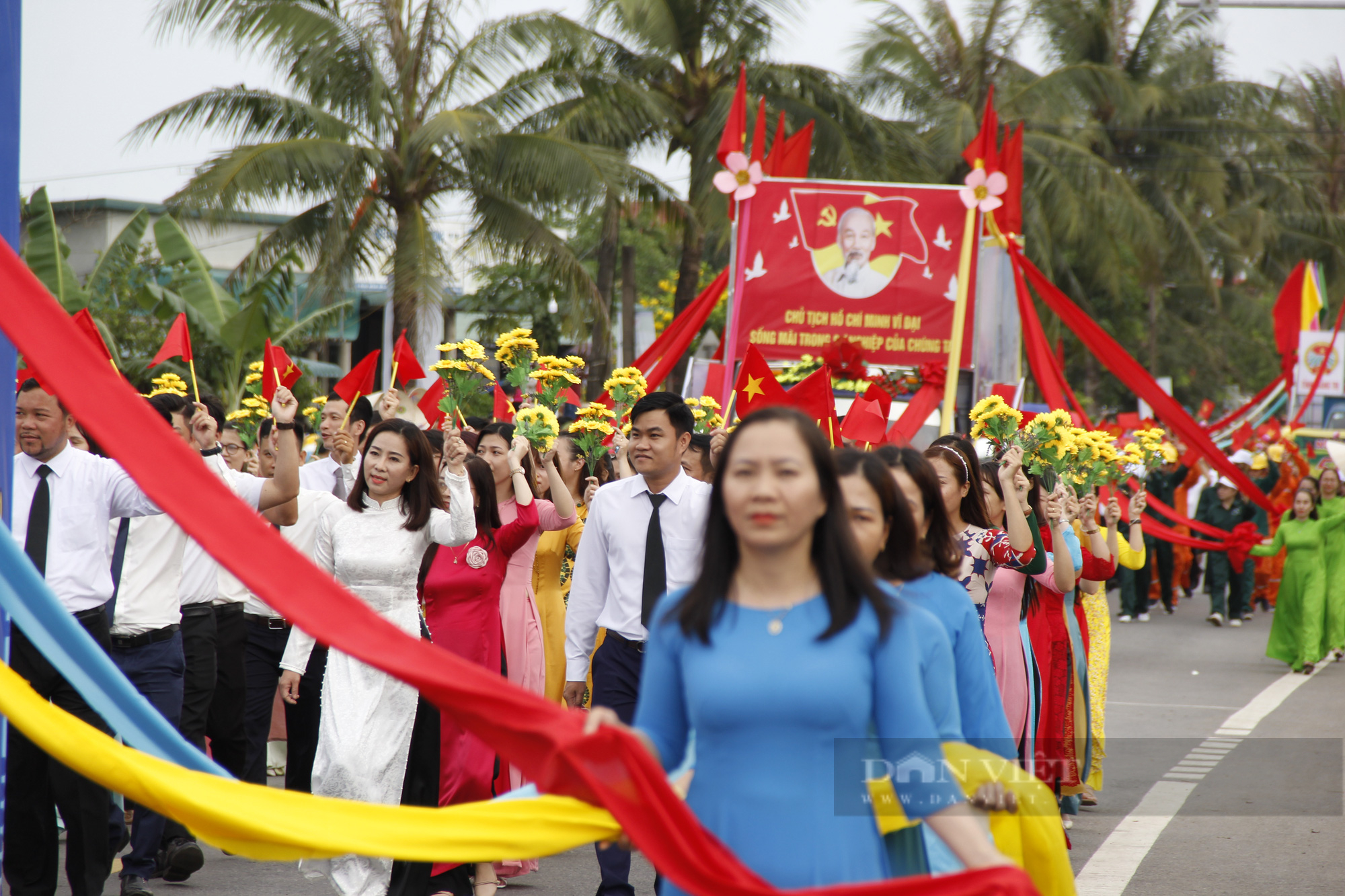 Chủ tịch nước dự lễ hội Thống nhất non sông ở vĩ tuyến 17 - Ảnh 5.