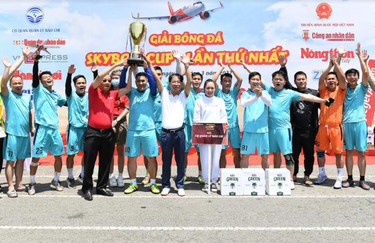 Giải bóng đá Vietjet SkyBoss Cup lần thứ nhất năm 2022: Tôn vinh bóng đá tấn công  - Ảnh 5.