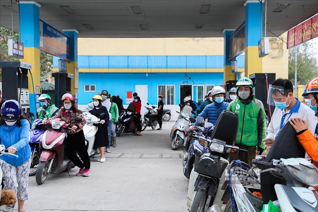 Giá xăng dầu nhiều khả năng tiếp tục tăng sau lễ - Ảnh 1. Giá xăng dầu nhiều khả năng tiếp tục tăng sau lễ - Ảnh 1.
