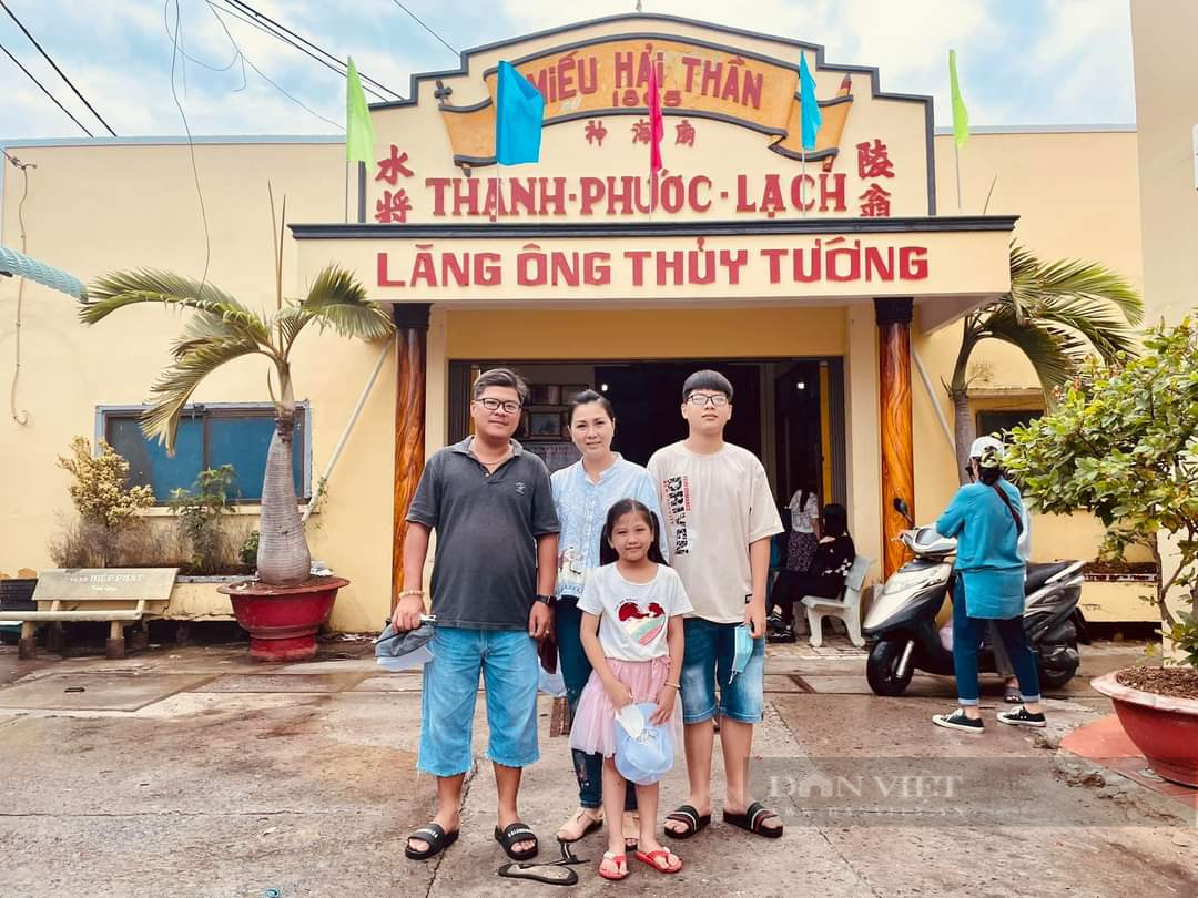 Dịp nghỉ lễ 1/5: Đến Cần Giờ ghé thăm lăng thờ bộ xương cá Ông dài 12m  - Ảnh 1.
