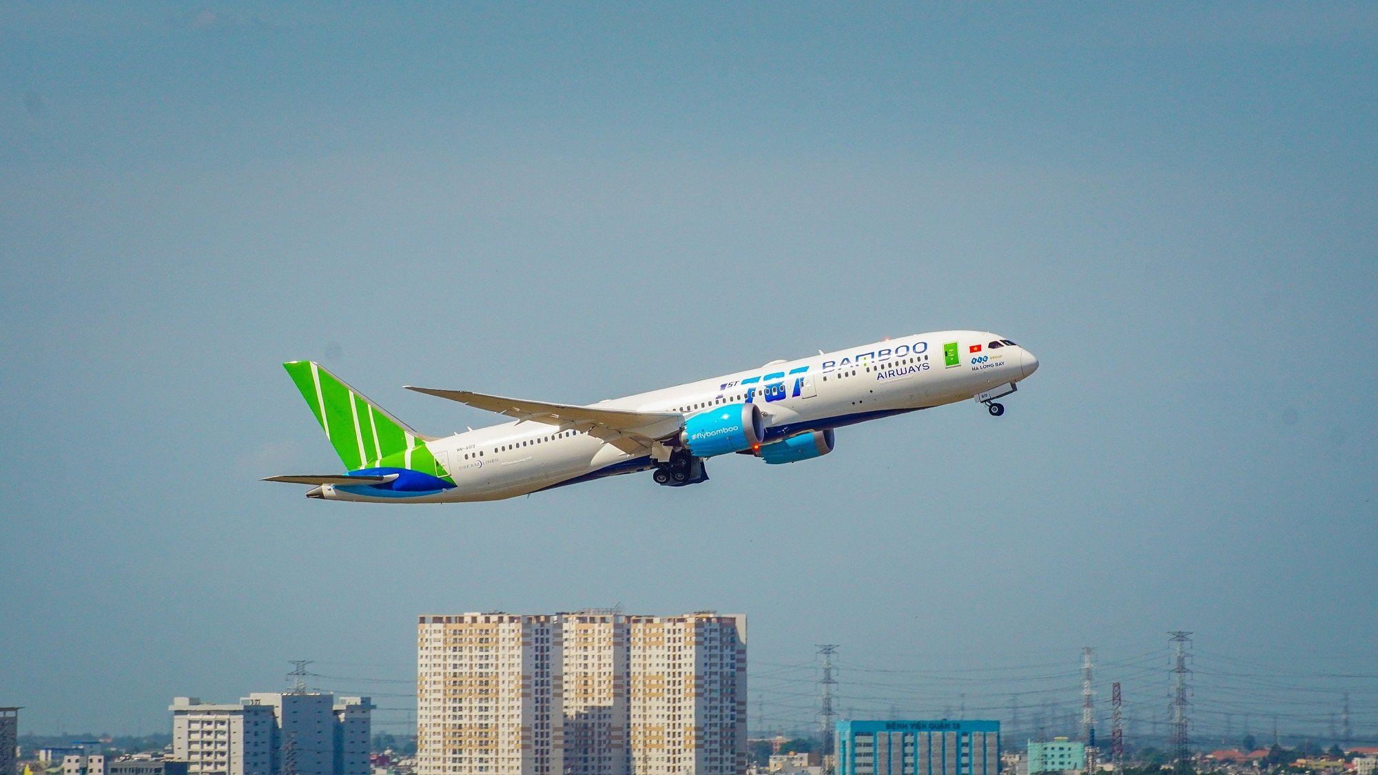 Bamboo Airways tiếp tục bay đúng giờ nhất toàn ngành 4 tháng đầu năm 2022 - Ảnh 3.