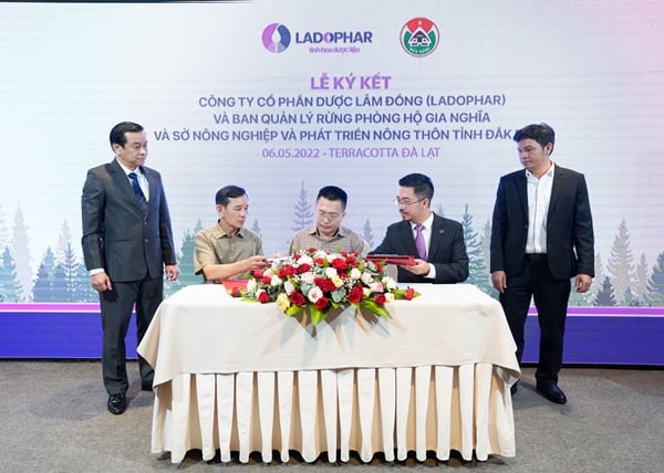 Ladophar (LDP) ký kết với hàng loạt đối tác để phát triển thảo dược - Ảnh 2.