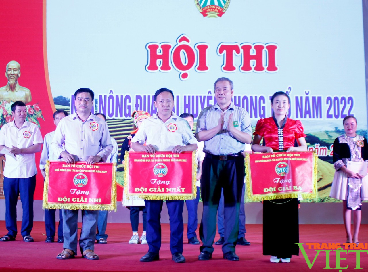 Phong Thổ: Hơn 90 cán bộ, hội nông dân tham gia Hội thi “Nhà nông đua tài” - Ảnh 3. Phong Thổ: Hơn 90 cán bộ, hội nông dân tham gia Hội thi “Nhà nông đua tài” - Ảnh 3.