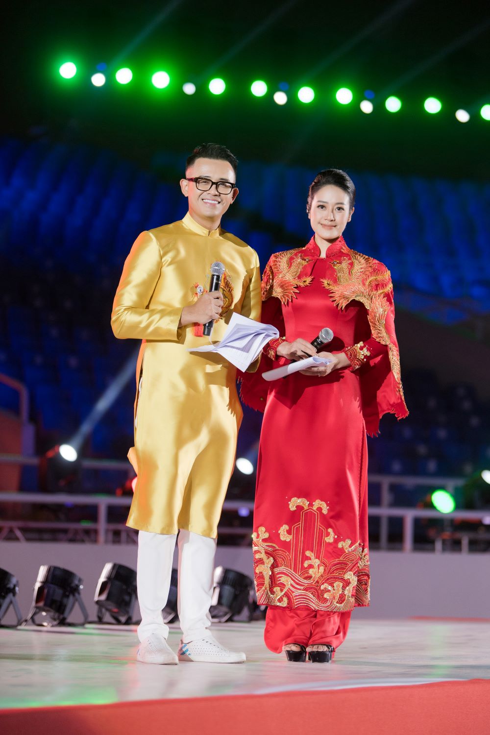 MC Đức Bảo: &quot;Trái tim tôi nghẹn lại vì tự hào khi được dẫn dắt lễ khai mạc SEA Games 31&quot; - Ảnh 2.
