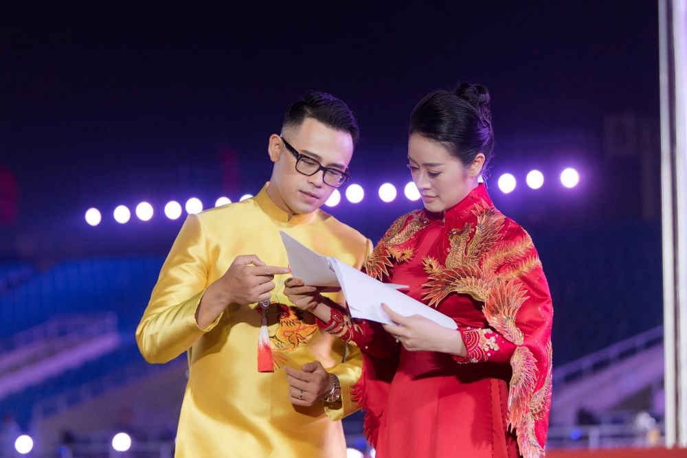 MC Đức Bảo: &quot;Trái tim tôi nghẹn lại vì tự hào khi được dẫn dắt lễ khai mạc SEA Games 31&quot; - Ảnh 3.