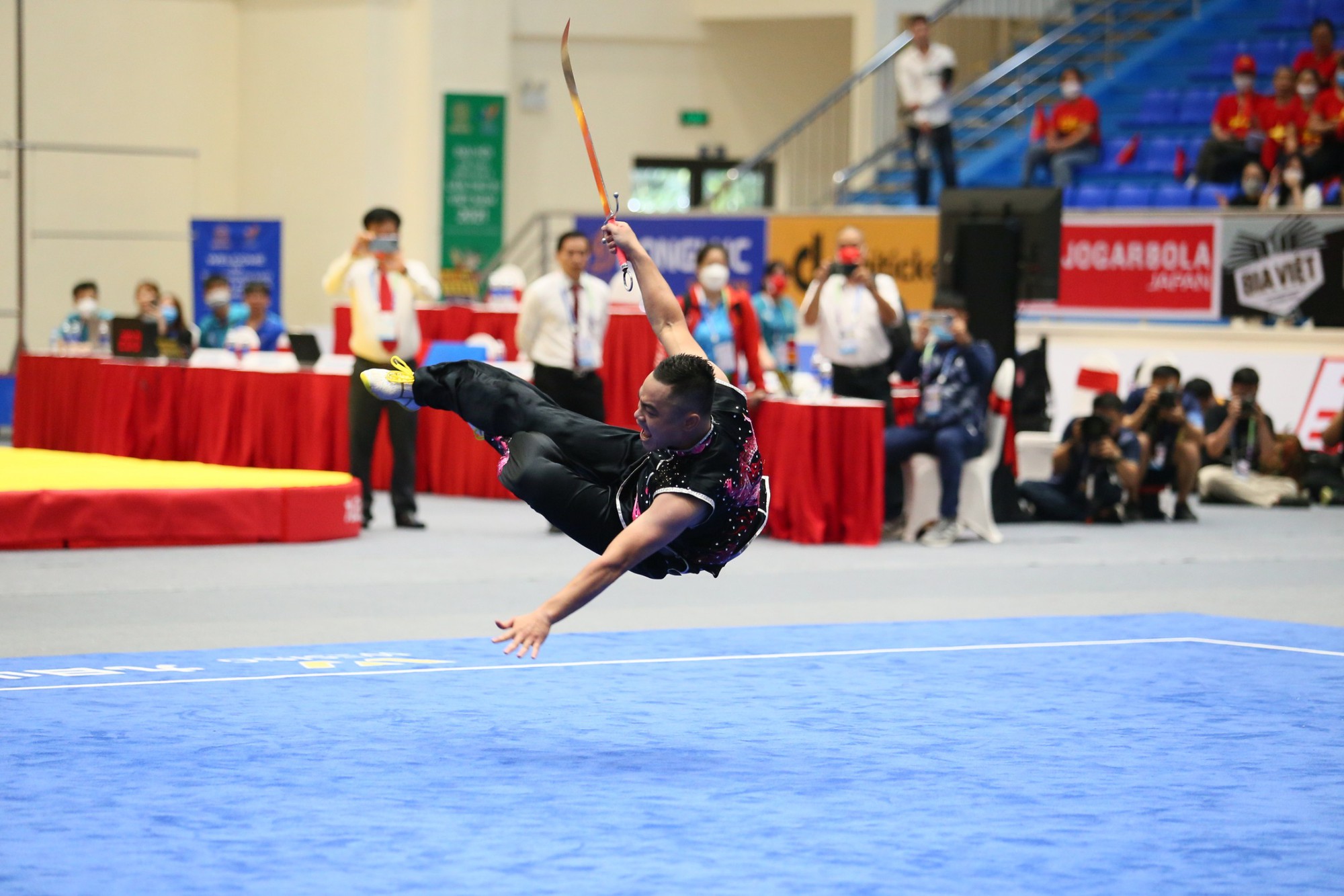 Bảng tổng sắp huy chương SEA Games 31 ngày 13/5: Wushu Việt Nam đã có vàng - Ảnh 3.