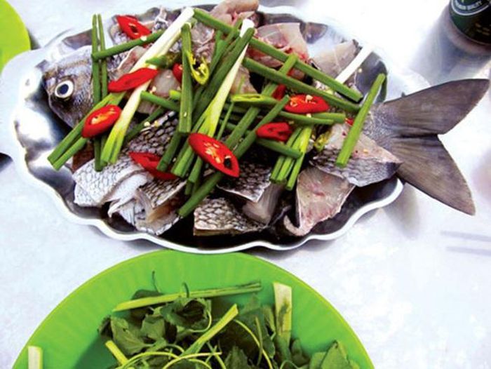 Loại cá nghe tên hết hồn nhưng là đặc sản Quảng Ngãi nổi tiếng  - Ảnh 4.