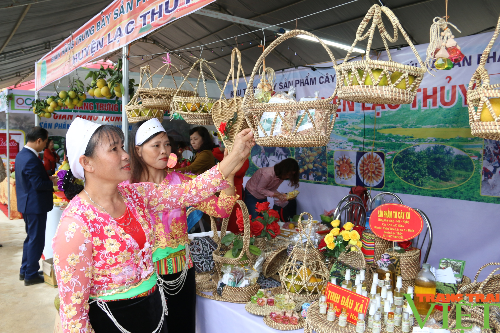  Hoà Bình: Tổ chức phiên chợ vùng cao, với đủ loại nông sản phong phú đa dạng    - Ảnh 4.