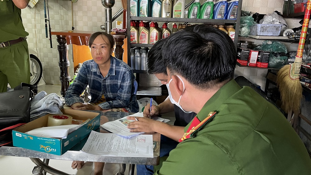 Công an An Giang điều động gần 250 cán bộ, chiến sĩ triệt phá đường dây đánh bạc liên tỉnh - Ảnh 2.
