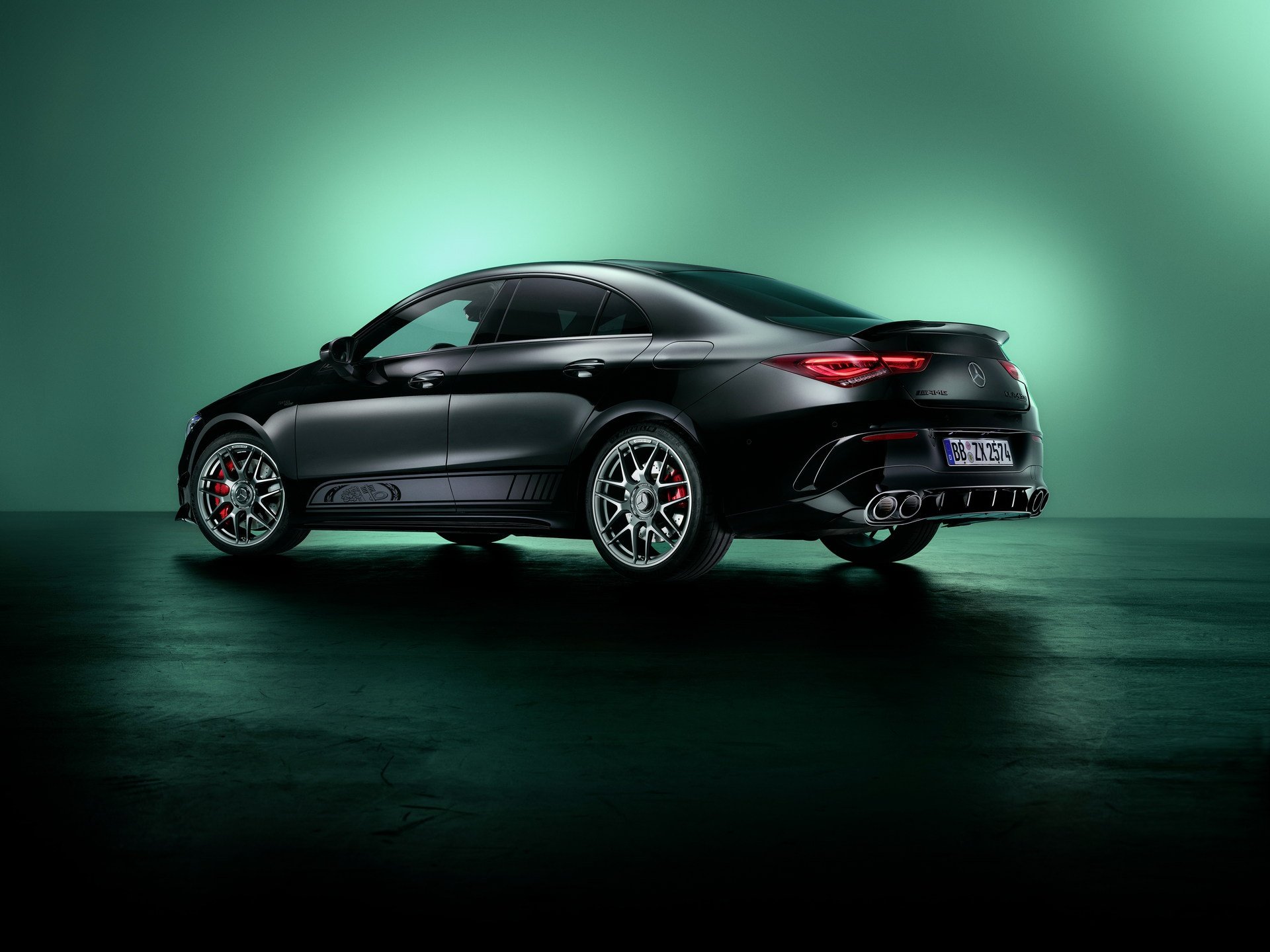 Bộ sưu tập kỷ niệm 55 năm thành lập Mercedes-AMG - Ảnh 4. Bộ sưu tập kỷ niệm 55 năm thành lập Mercedes-AMG - Ảnh 4.