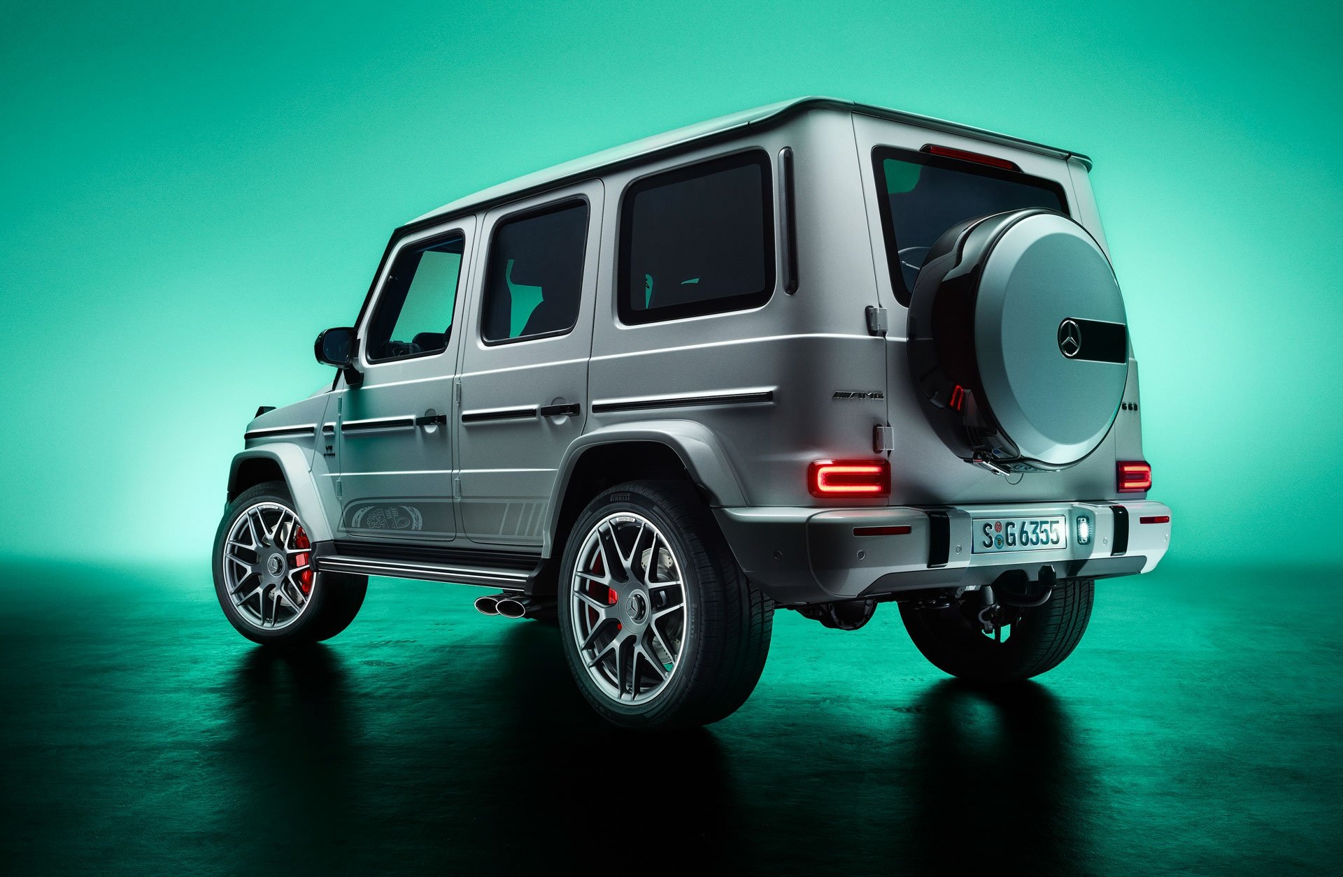 Bộ sưu tập kỷ niệm 55 năm thành lập Mercedes-AMG - Ảnh 8. Bộ sưu tập kỷ niệm 55 năm thành lập Mercedes-AMG - Ảnh 8.