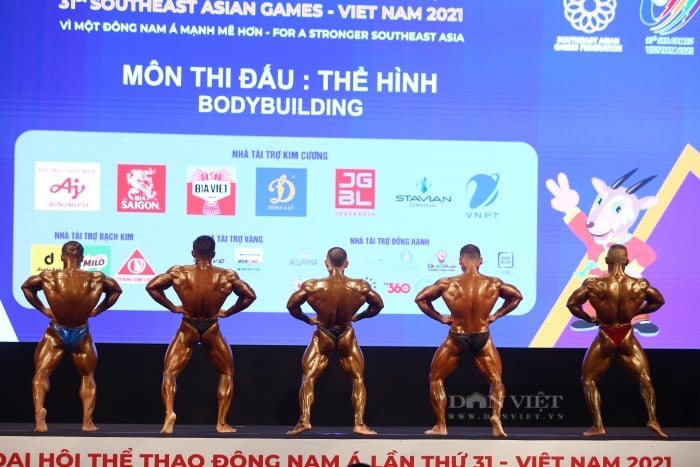 Mãn nhãn cơ bắp cuồn cuộn của VĐV Trần Hoàng Duy Thuận đoạt huy chương vàng thể hình SEA Games 31 - Ảnh 2.