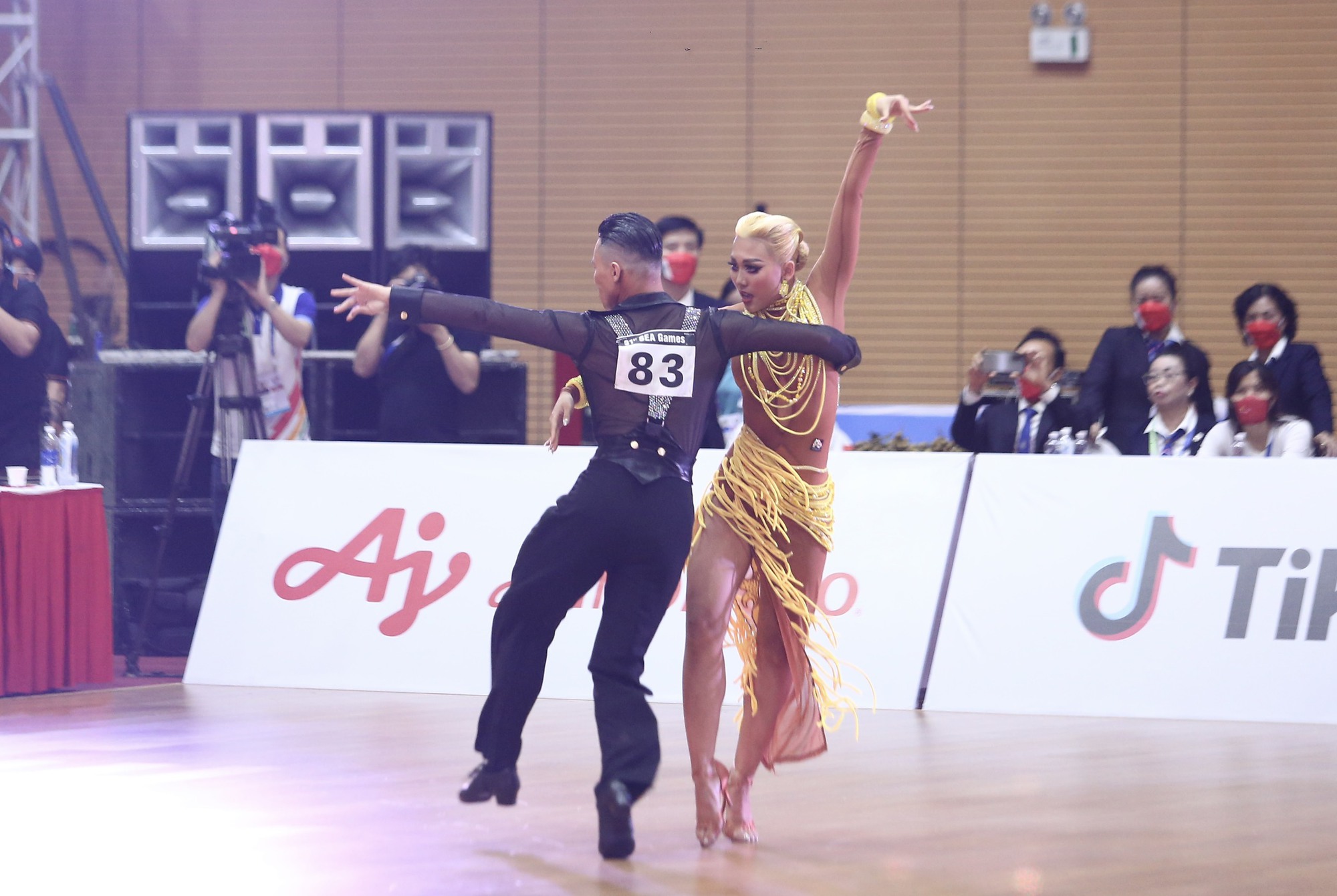 Bảng tổng sắp huy chương SEA Games 31 ngày 15/5: Nguyễn Thị Oanh phá kỷ lục, giành HCV - Ảnh 1.