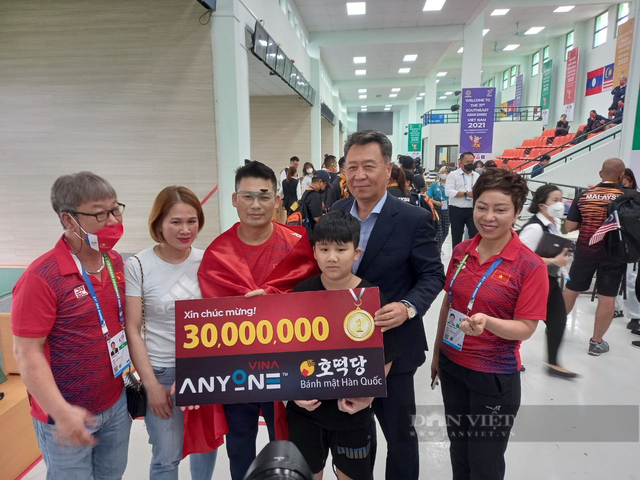 Bảng tổng sắp huy chương SEA Games 31 ngày 16/5: &quot;Ngọc nữ&quot; Châu Tuyết Vân đoạt HCV - Ảnh 2.