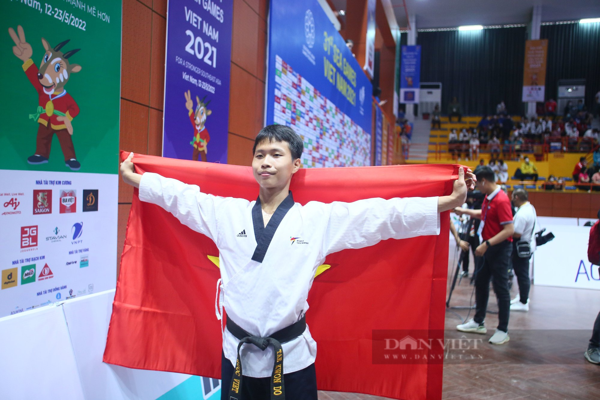 Bảng tổng sắp huy chương SEA Games 31 ngày 16/5: Bùi Thị Nguyên giành HCV 100m rào nữ - Ảnh 2.
