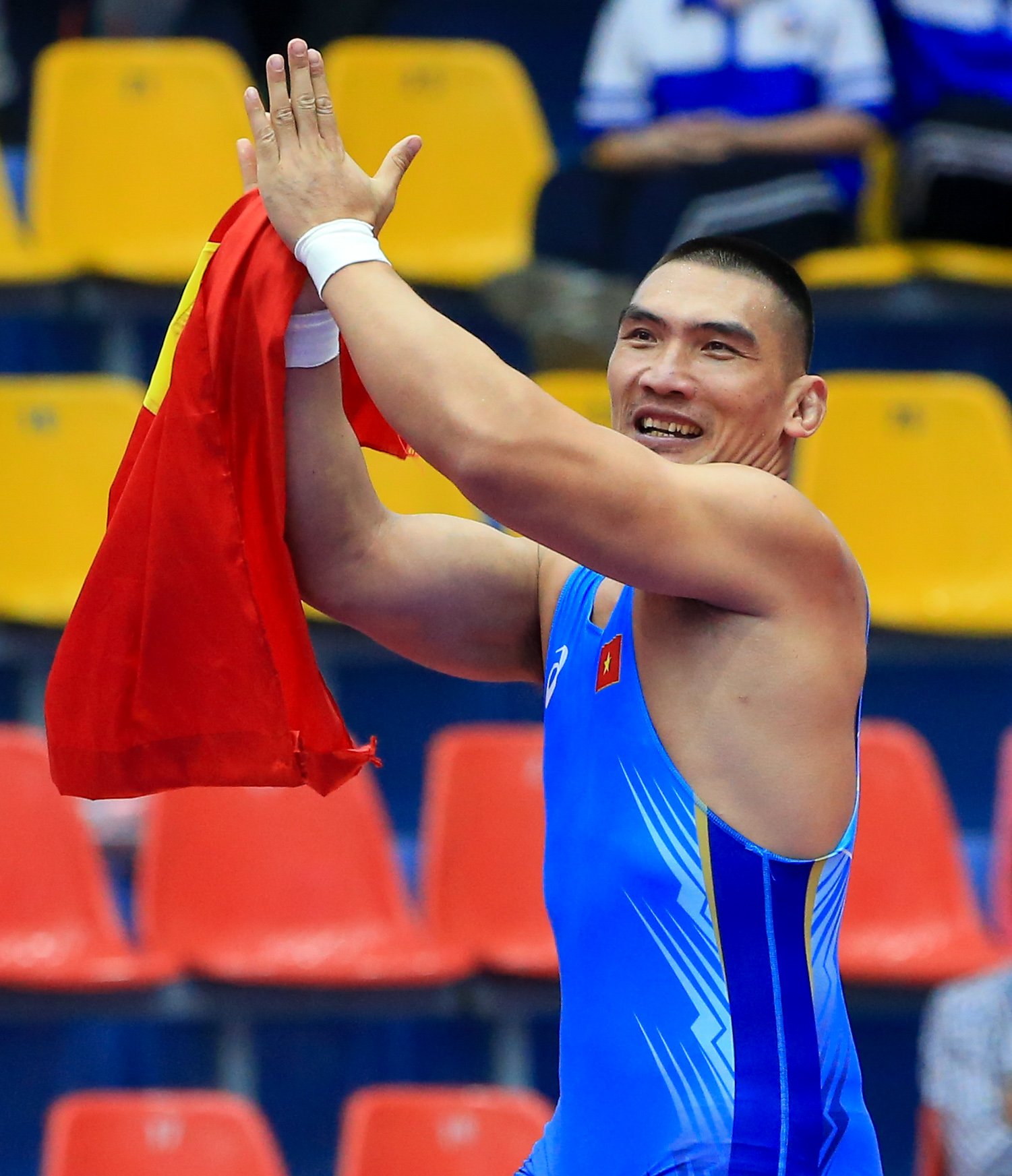 &quot;Người khổng lồ&quot; của thể thao Việt Nam ăn mừng như Ronaldo, giành HCV và lời chia tay SEA Games  - Ảnh 5.