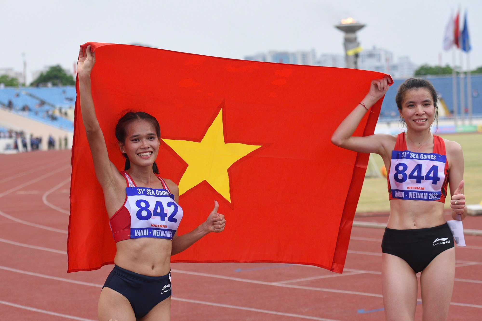 Bảng tổng sắp huy chương SEA Games 31 ngày 18/5: Hồng Lệ giành HCV nội dung 10.000 m - Ảnh 3.