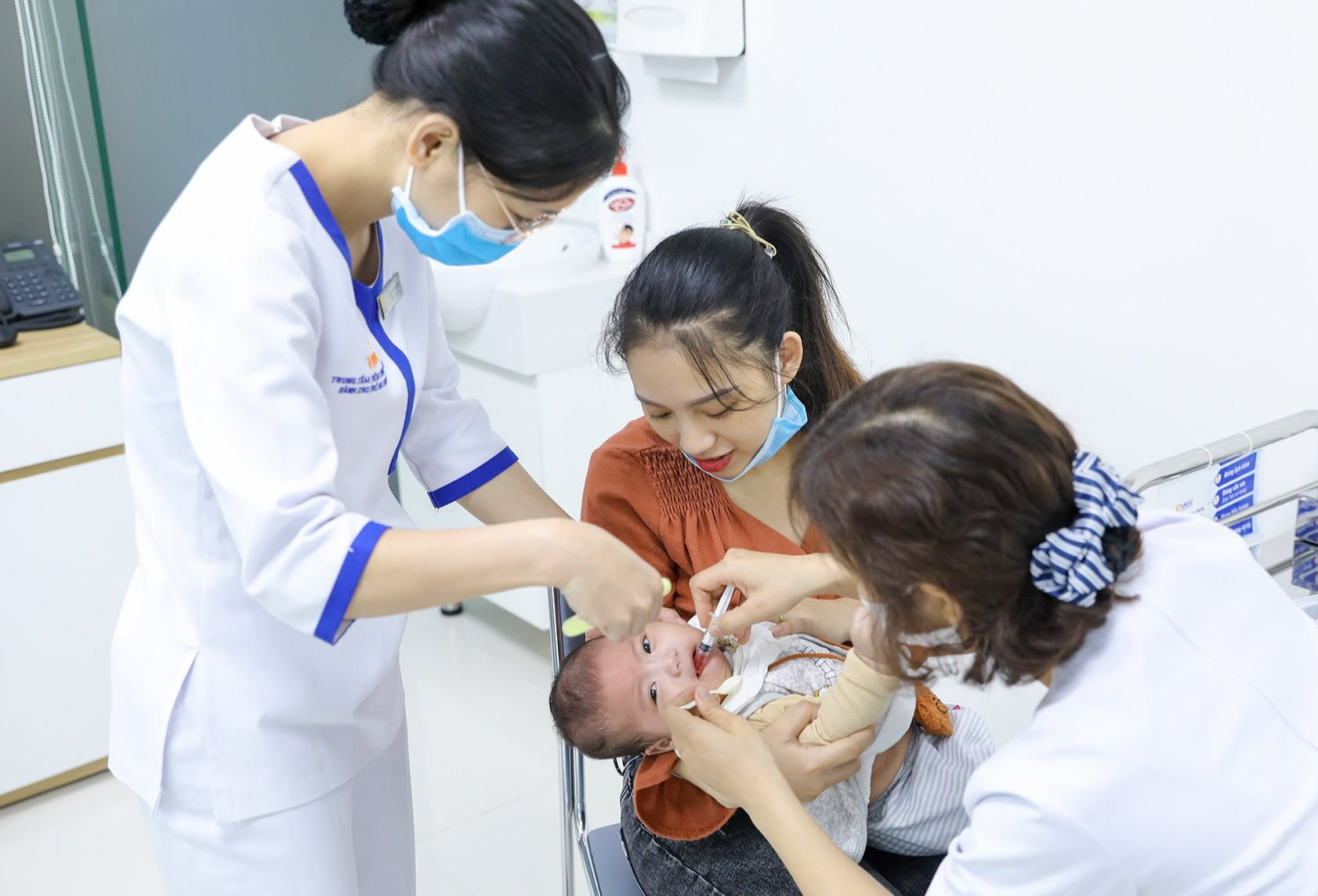 Nguy cơ nhiều dịch bệnh bùng phát, Bộ Y tế yêu cầu quyết liệt phòng chống dịch - Ảnh 2.