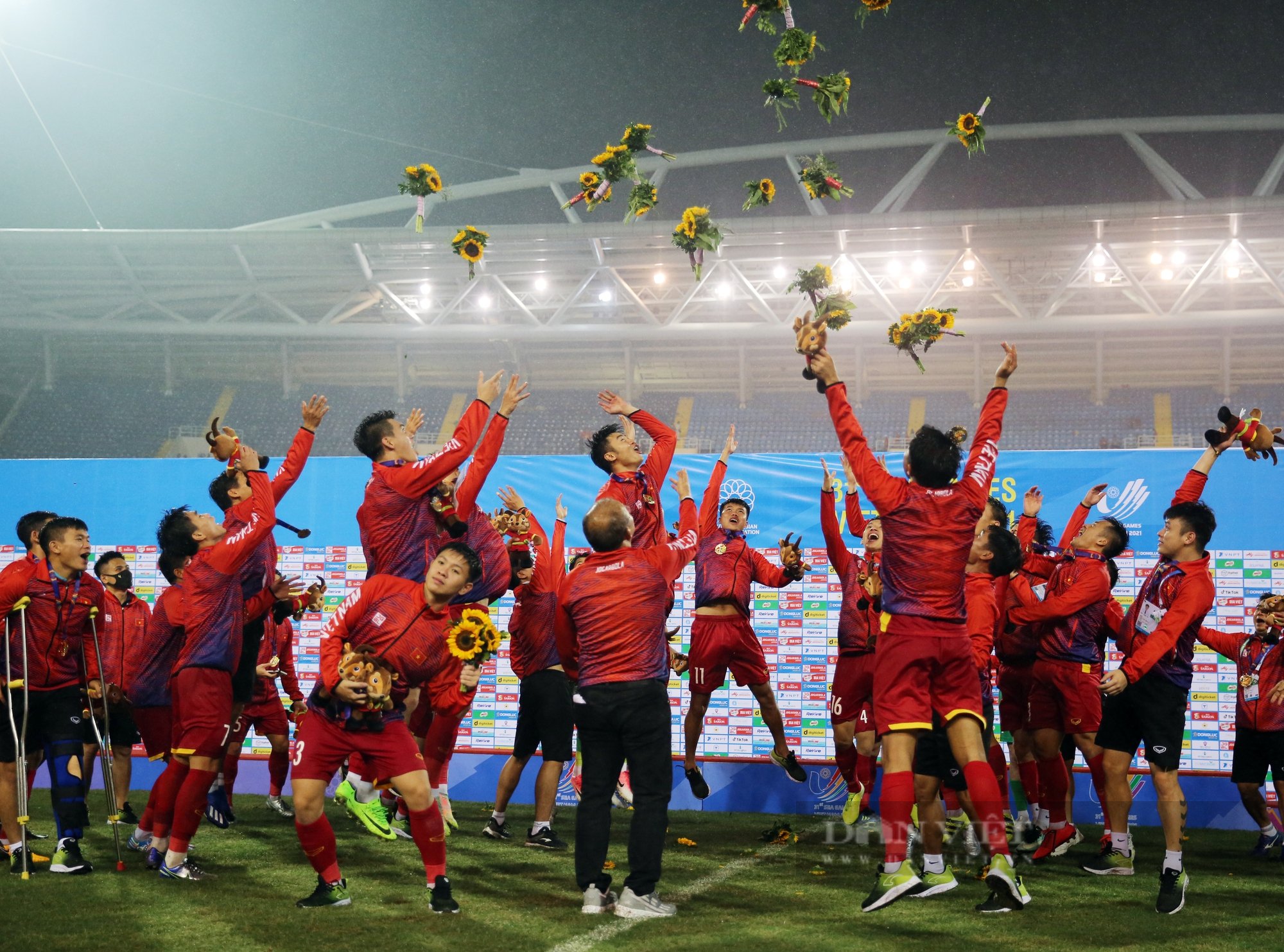 Lãnh đạo Đảng, Nhà nước chúc mừng U23 giành HC vàng - Ảnh 9.