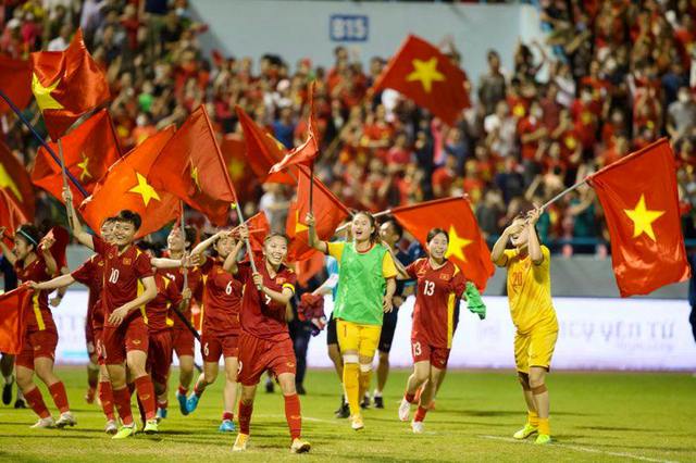 Thủ tướng gửi thư khen ĐT nữ Việt Nam giành HCV SEA Games 31 - Ảnh 1.