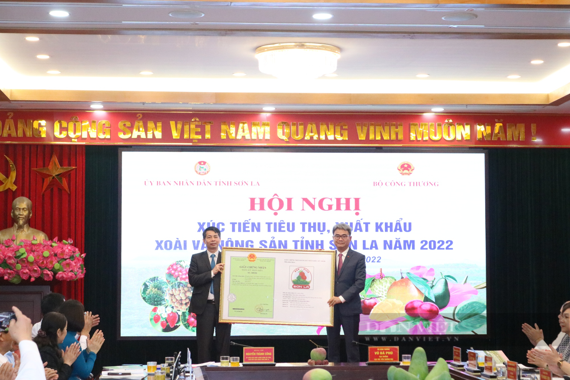 Sơn La: Mô hình mẫu trong sản xuất, tiêu thụ và xuất khẩu nông sản tiêu biểu của cả nước - Ảnh 6.