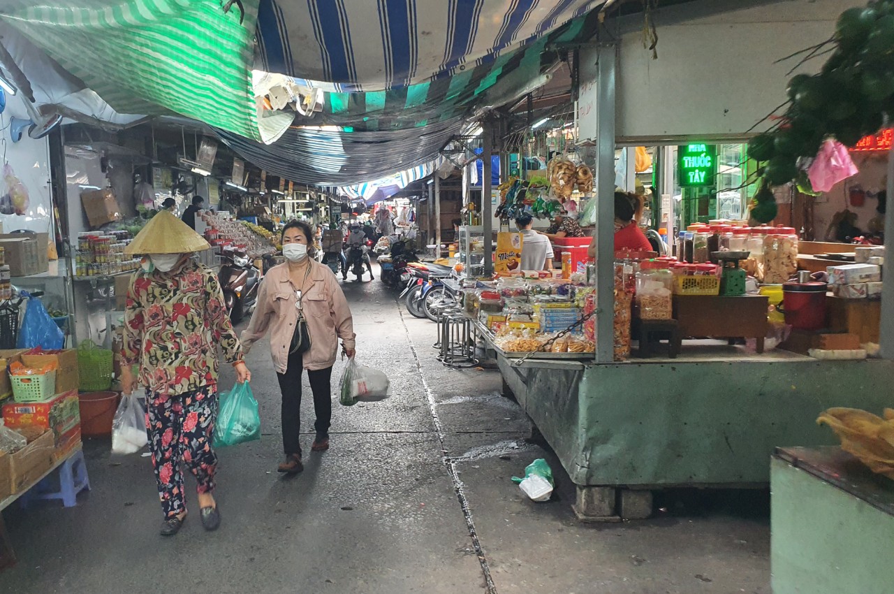 Giá thực phẩm tăng theo giá xăng - Ảnh 3.