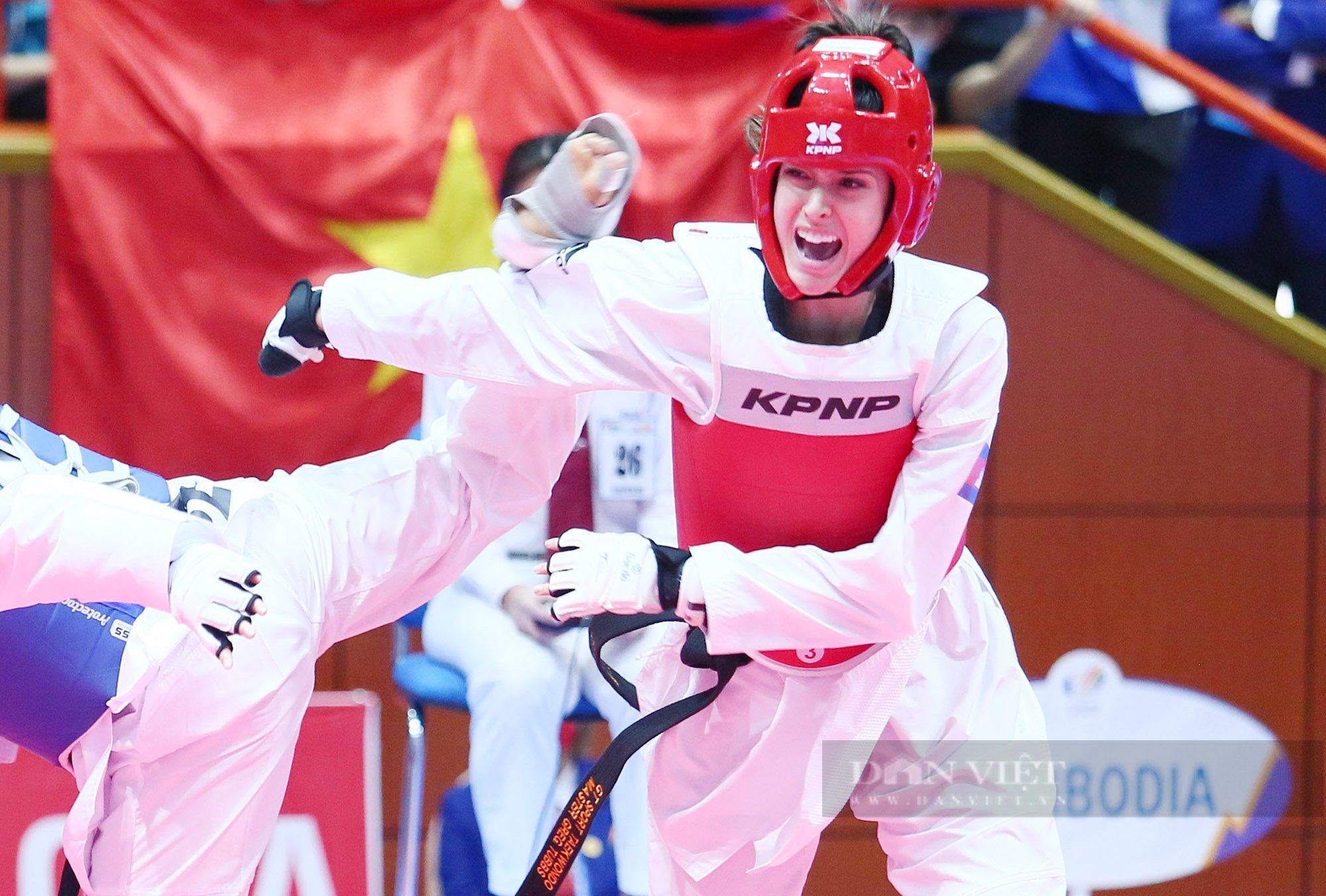 Ngắm lại những bông hồng taekwondo &quot;vạn người mê&quot; ở SEA Games 31 - Ảnh 12.