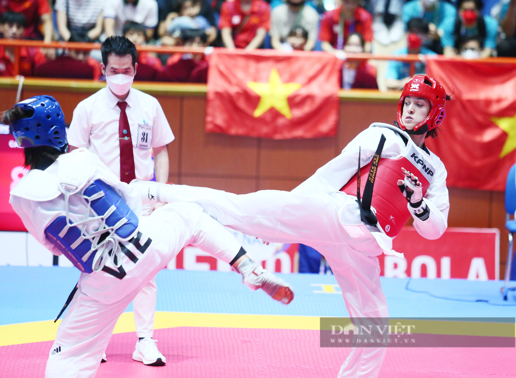 Ngắm lại những bông hồng taekwondo &quot;vạn người mê&quot; ở SEA Games 31 - Ảnh 11.