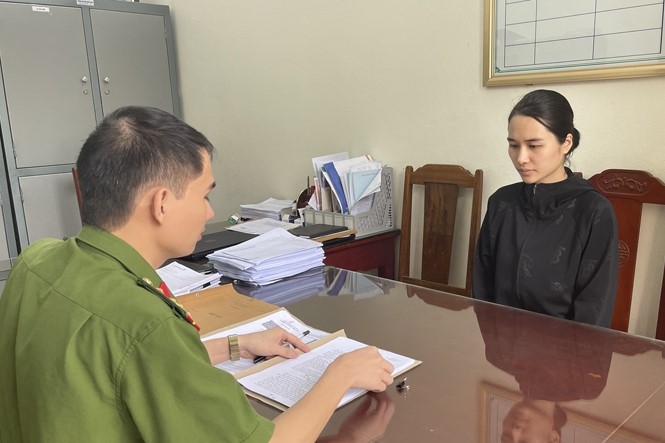 Thanh Hóa: Bắt giữ đối tượng chuyên mua bán tài khoản ngân hàng trái phép - Ảnh 1.