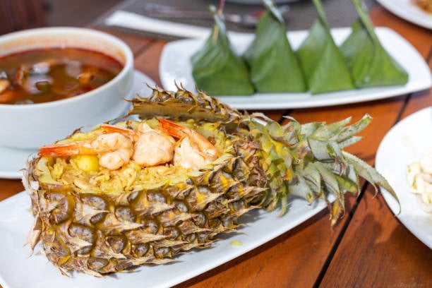 Đầu bếp mách: Muốn nướng tôm vừa chín, thịt ngọt mềm không thể thiếu loại quả này - Ảnh 2.