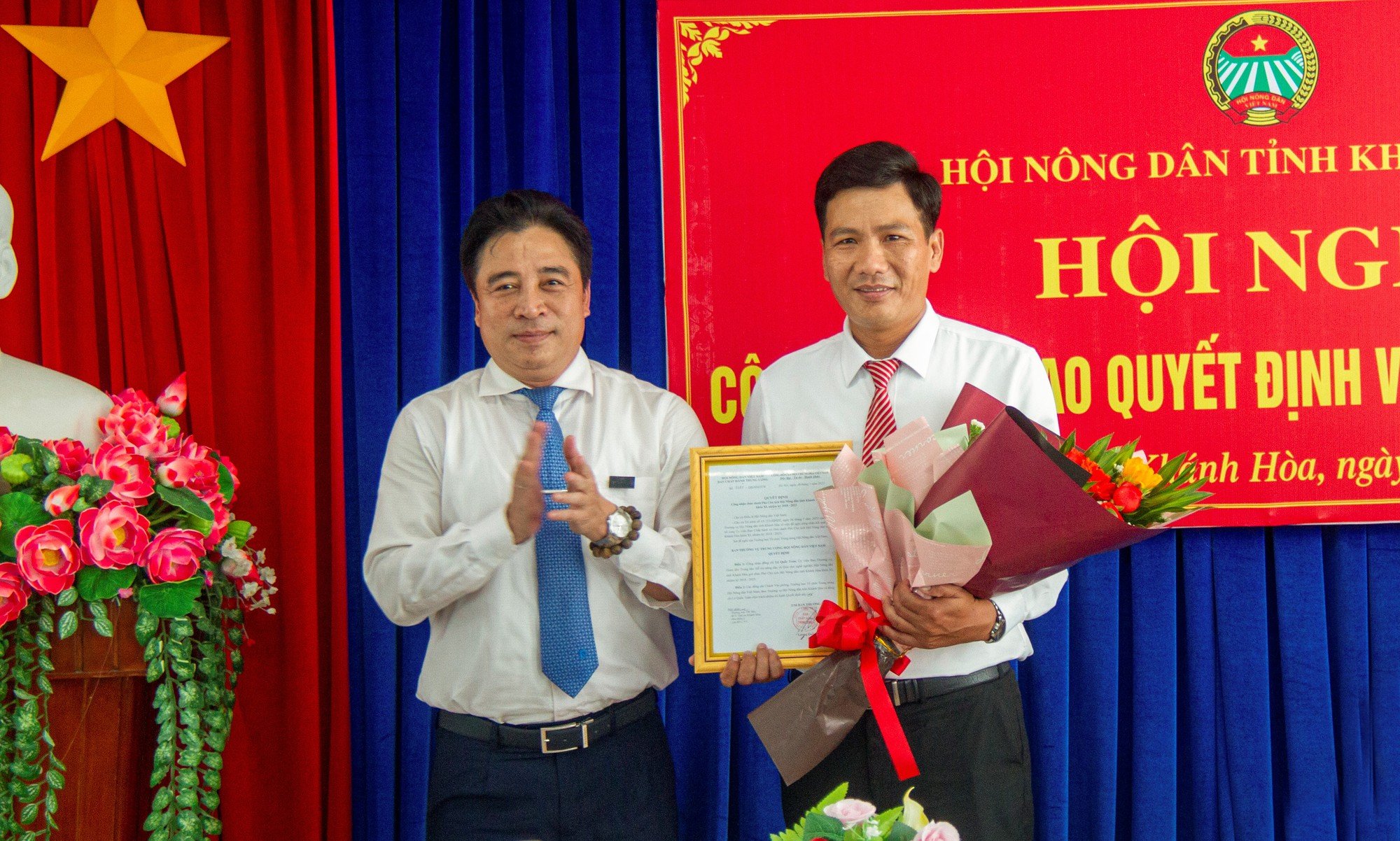 Khánh Hòa: Điều động và bổ nhiệm các cán bộ lãnh đạo - Ảnh 2. Khánh Hòa: Điều động và bổ nhiệm các cán bộ lãnh đạo - Ảnh 2.