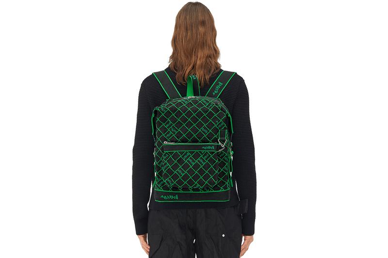 Bottega Veneta ra mắt túi Webbing kì quặc mà độc đáo - Ảnh 3.